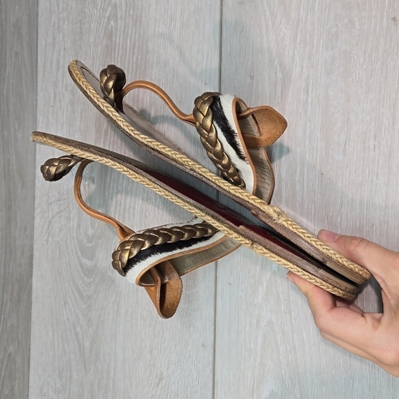 Christian Louboutin Leather & Calf Hair Hola Chica Toe Ring Flat Sandals sz 39 - Picture 6 of 11